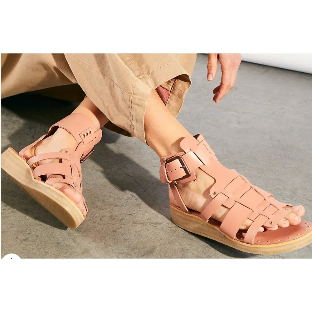 Free People Marianne wedge leather gladiator sandals buckles SZ: 38 EU‎ 7.5 US